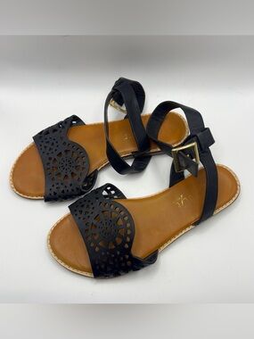 Rouge Helium Black Laser-Cut Strap Flat Sandals